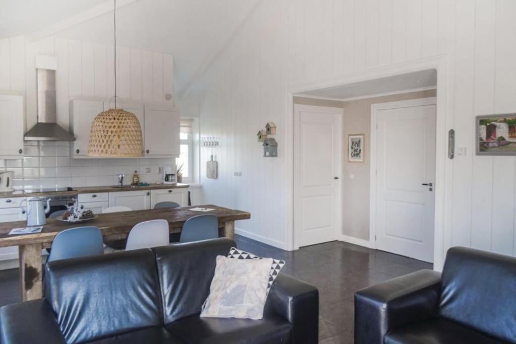 Logies De Hooiberg Lutjewinkel Exterior foto