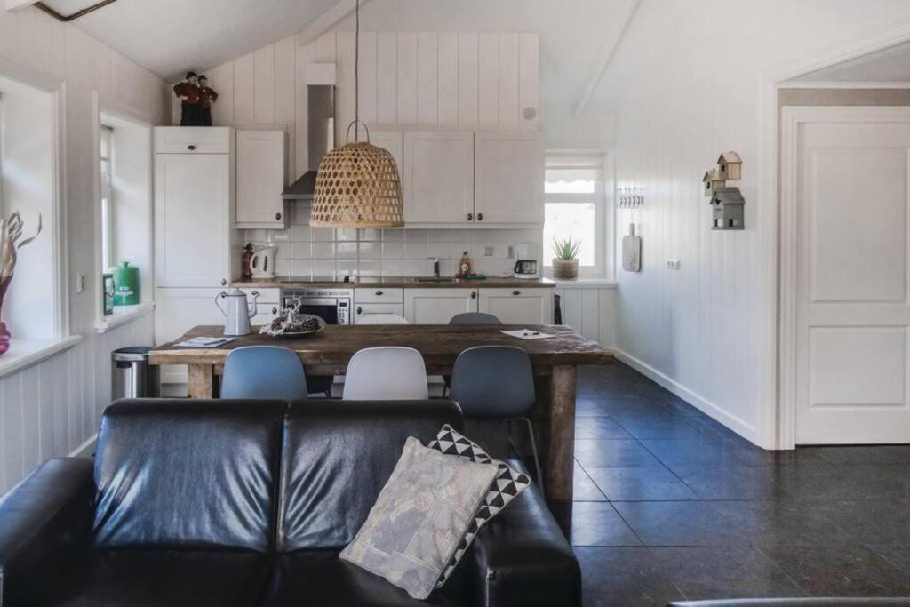 Logies De Hooiberg Lutjewinkel Exterior foto